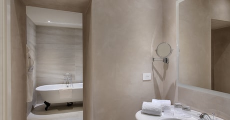 Room Camera Superior